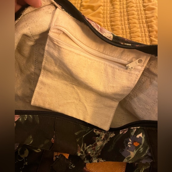 Vintage 90’s Floral Canvas Weekender Bag - Picture 5 of 9